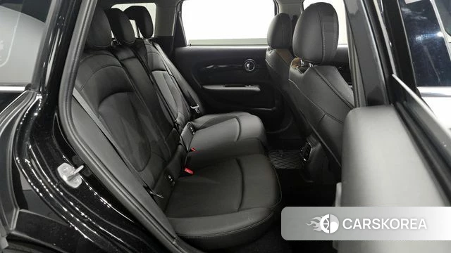 Mini Cooper Clubman 2022 Черный из Кореи, фото 2