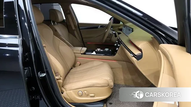 Genesis G80 (RG3) 2025 Черный из Кореи, фото 2