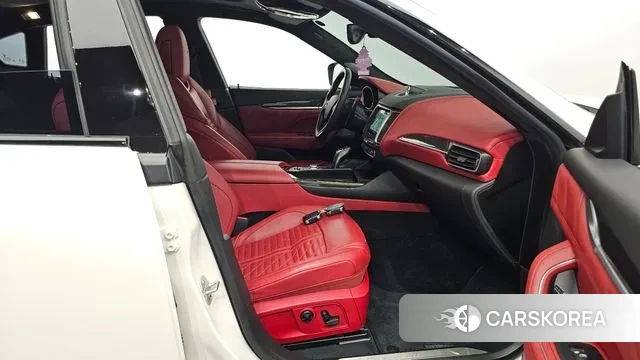 Maserati Levante 2021 Белый из Кореи, фото 2