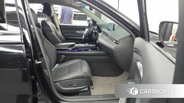 Genesis GV70 2022 Черный из Кореи, фото 2