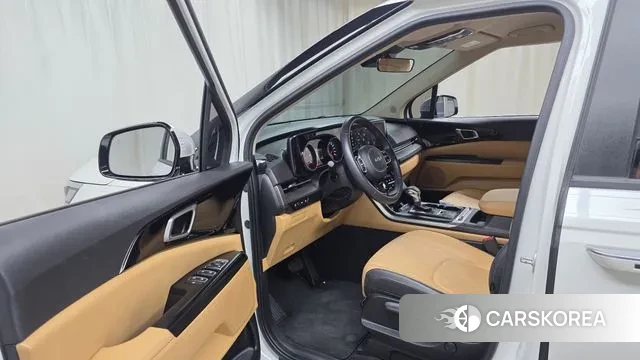 Kia Carnival 4th generation 2023 Белый из Кореи, фото 2