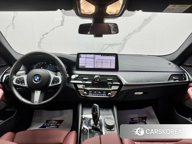 BMW 5 series 2022 Черный из Китая, фото 2