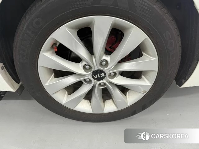 Kia K5 second generation 2018 Белый из Кореи, фото 2