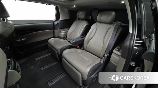 Kia The New Carnival 4th Generation 2024 Черный из Кореи, фото 2