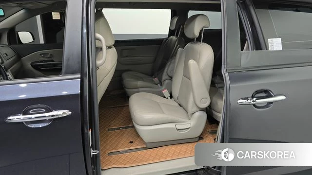 Kia The New Carnival 2020 Серый из Кореи, фото 2