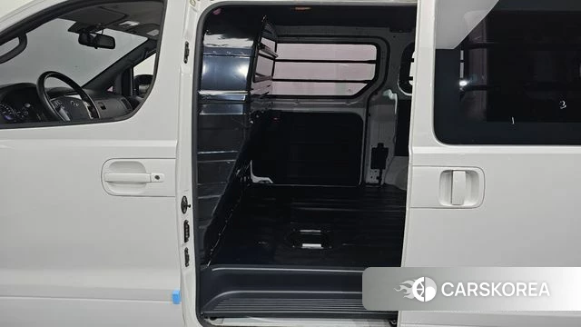 Hyundai The New Grand Starex 2021 Белый из Кореи, фото 2