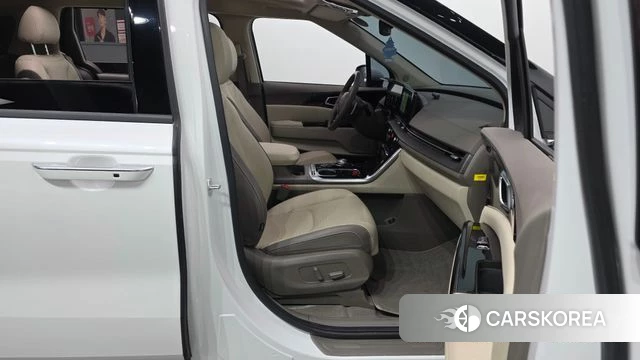 Kia Carnival 4th generation 2023 Белый из Кореи, фото 2