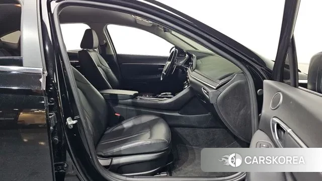 Hyundai Sonata (DN8) 2021 Черный из Кореи, фото 2