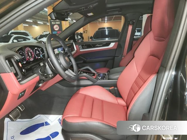 Porsche Cayenne (PO536) 2025 Черный из Кореи, фото 2
