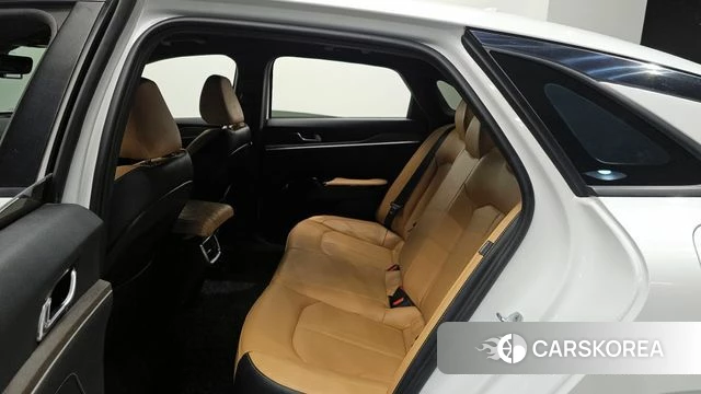 Kia K5 3rd generation 2021 Белый из Кореи, фото 2