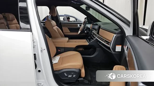 Hyundai Santa Fe (MX5) 2023 Белый из Кореи, фото 2