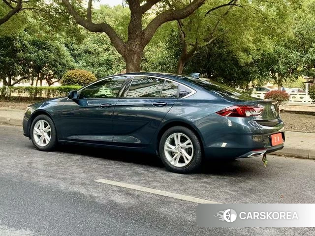 Buick Regal 2021 Темно-серый из Китая, фото 2