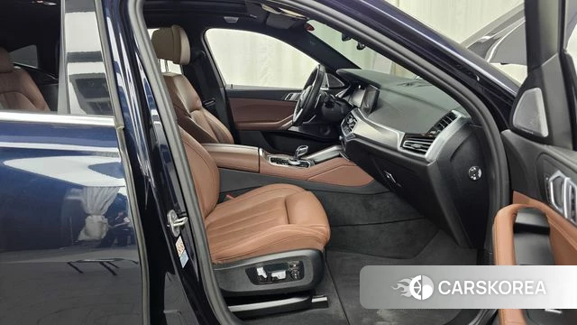 BMW X6 (G06) 2021 Черный из Кореи, фото 2
