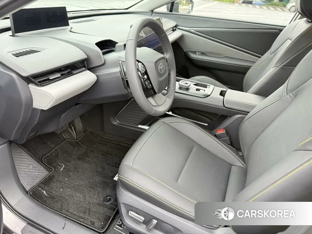 Toyota bZ5 2026 Серебристо-серый из Китая, фото 2