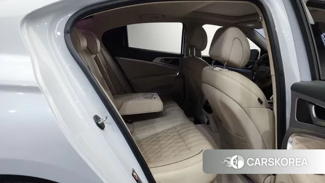 Genesis G70 2018 Белый из Кореи, фото 2