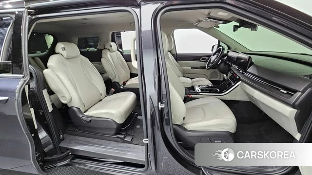 Kia Carnival 4th generation 2021 Черный из Кореи, фото 2