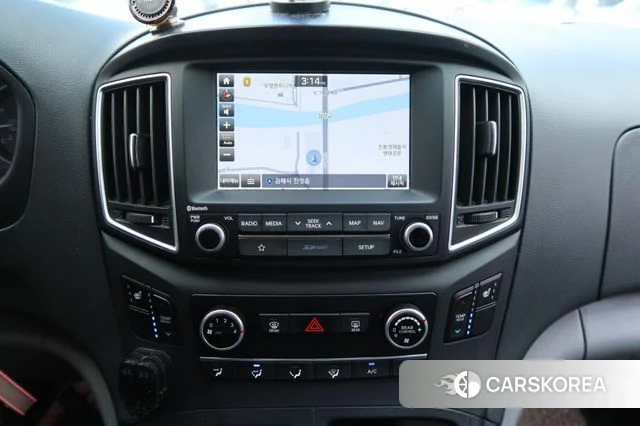 Hyundai The New Grand Starex 2018 Серебряный из Кореи, фото 2