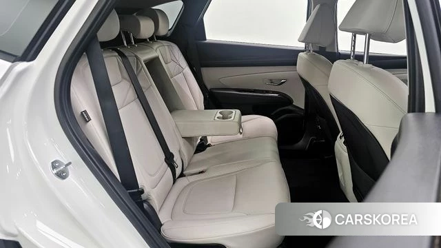 Hyundai The New Tucson (NX4) 2024 Белый из Кореи, фото 2