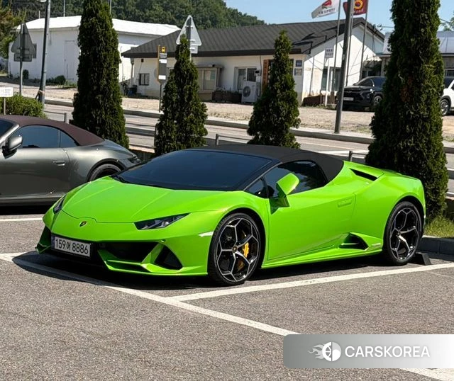 Lamborghini Huracan 2023 Светло-зеленый из Кореи, фото 2