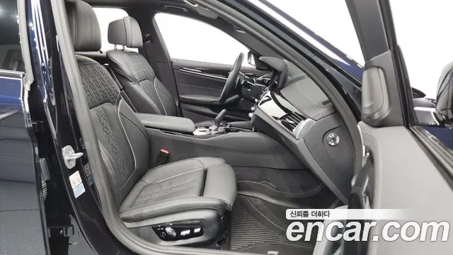 BMW 5 Series (G30) id 2718032 из Кореи 2