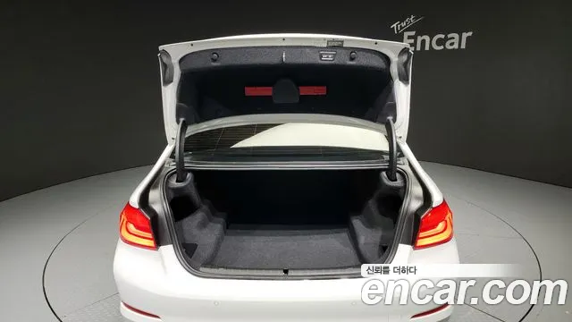 BMW 5 Series (G30) id 2699902 из Кореи 2