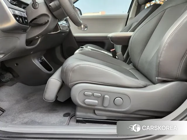 Hyundai Ionic 5 2021 Серебристо-серый из Кореи, фото 2