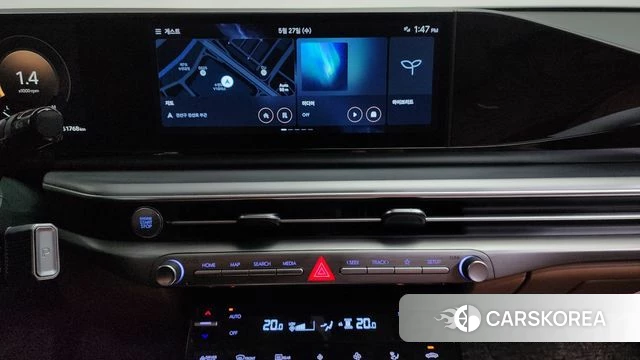 Hyundai Grandeur Hybrid (GN7) 2023 Белый из Кореи, фото 2