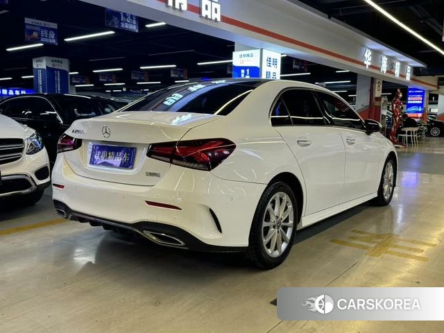 Mercedes-Benz Class A 2021 Белый из Китая, фото 2