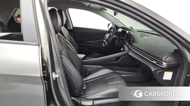 Hyundai The New Avante Hybrid (CN7) 2023 Серый из Кореи, фото 2