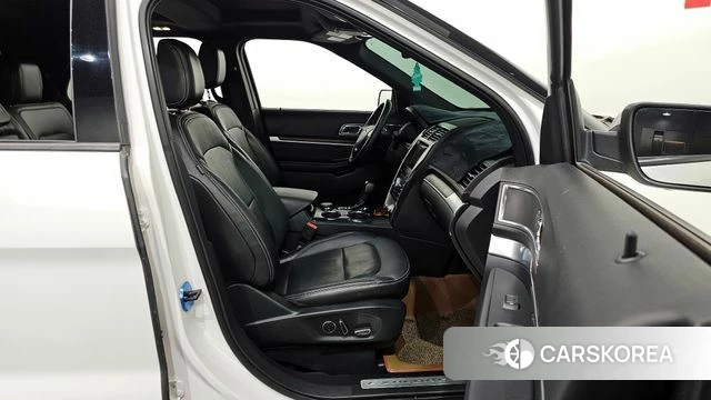 Ford Explorer 2018 Белый из Кореи, фото 2