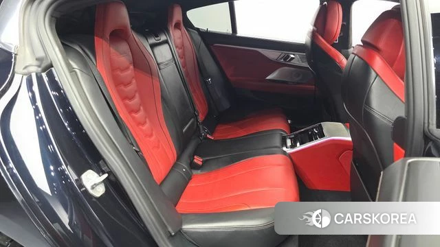 BMW 8 Series (G15) 2020 Черный из Кореи, фото 2