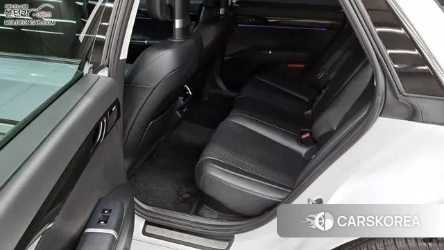 Hyundai Grandeur Hybrid (GN7) 2023 Белый из Кореи, фото 2