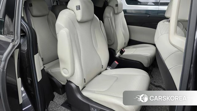 Kia Carnival 4th generation 2020 Серый из Кореи, фото 2