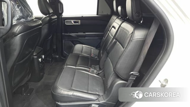 Ford Explorer 6th Generation 2020 Белый из Кореи, фото 2