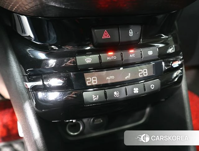 Peugeot 2008 2019 Белый из Кореи, фото 2