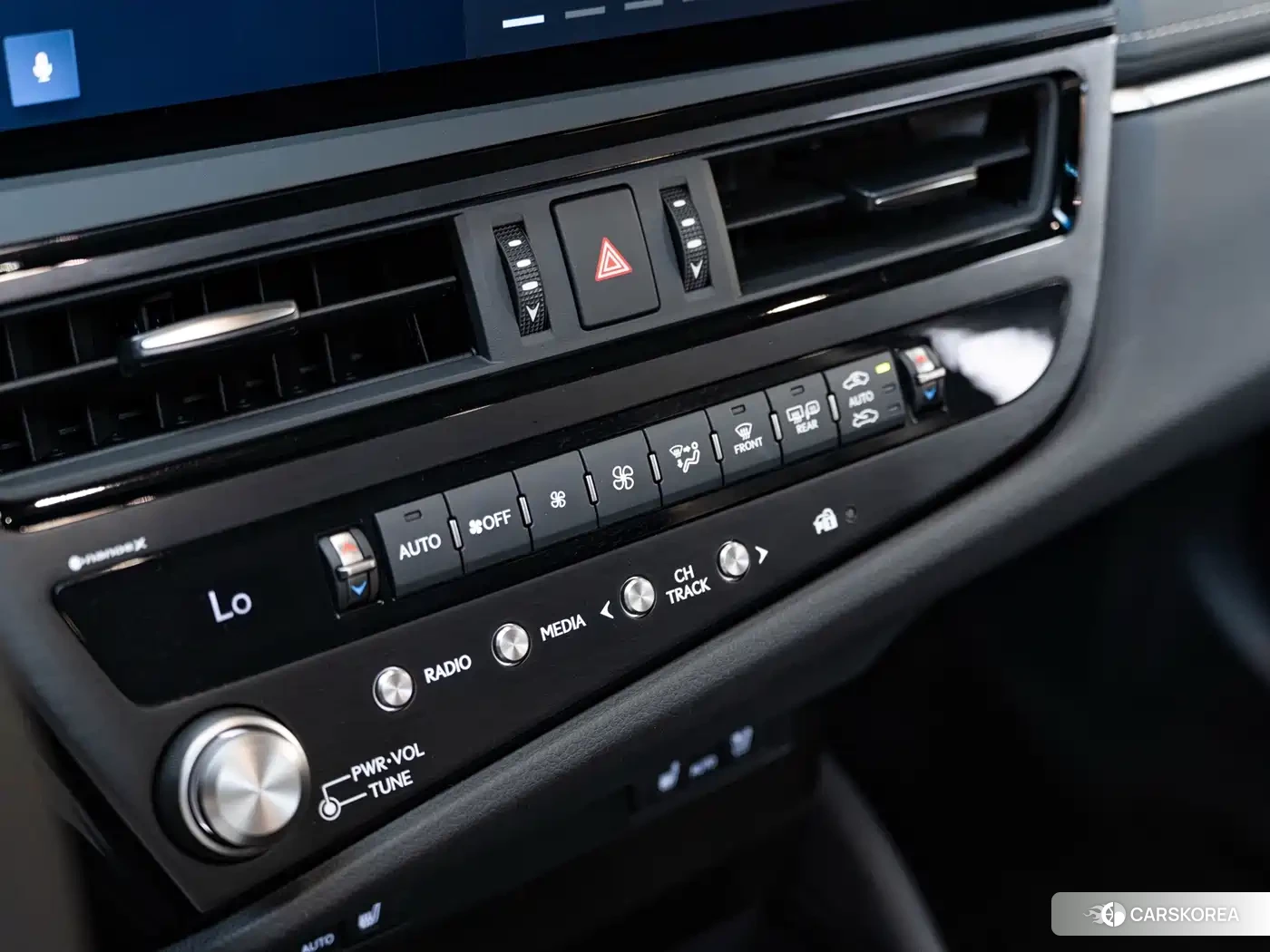 Lexus ES 2024 Silver/gray из Китая, фото 3