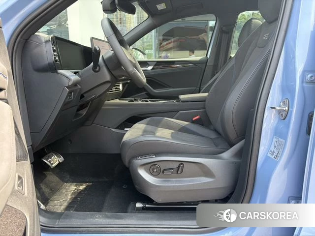 Volkswagen Tiguan L 2025 Синий из Китая, фото 2