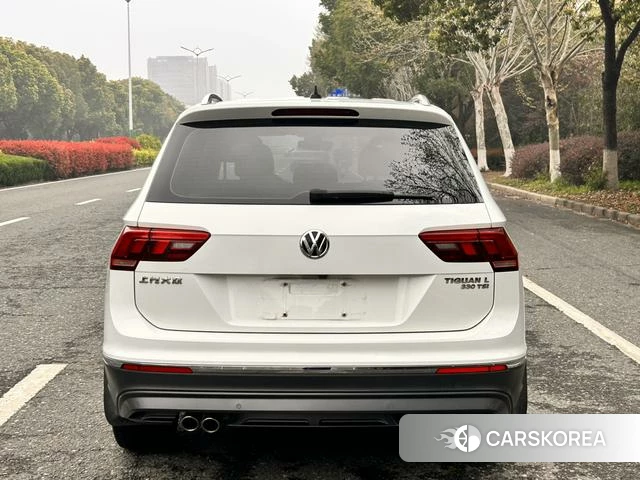 Volkswagen Tiguan L 2021 Белый из Китая, фото 2