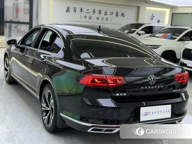 Volkswagen Magotan 2022 Черный из Китая, фото 2