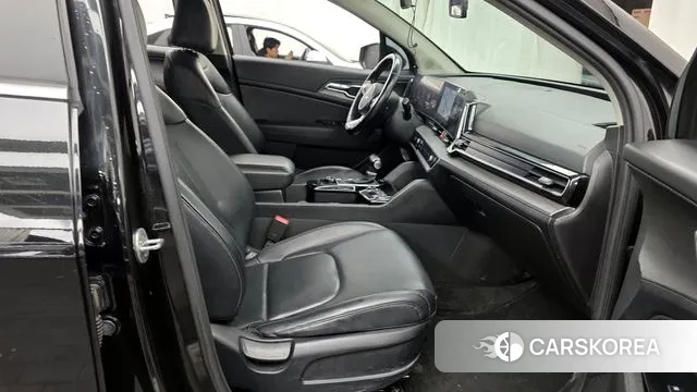 Kia Sportage 5th Generation 2021 Черный из Кореи, фото 2