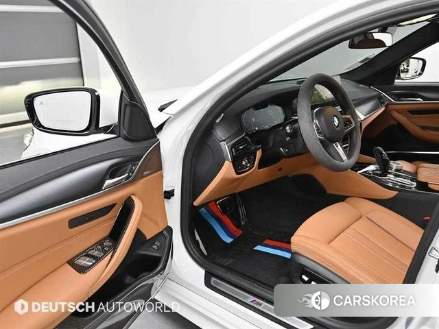 BMW 5 Series (G30) 2023 Белый из Кореи, фото 2