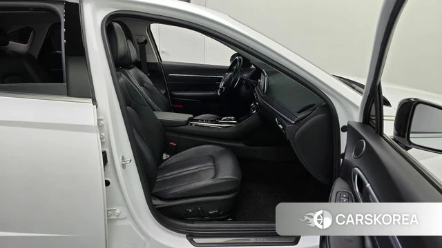 Hyundai Sonata (DN8) 2019 Белый из Кореи, фото 2