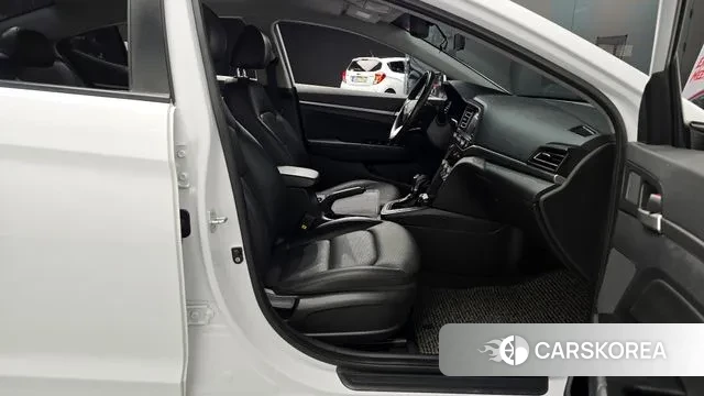 Hyundai The New Avante AD 2019 Белый из Кореи, фото 2