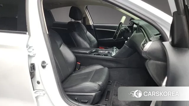 Genesis The New G70 2020 Белый из Кореи, фото 2