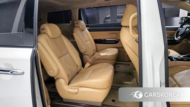 Kia The New Carnival 2019 Белый из Кореи, фото 2