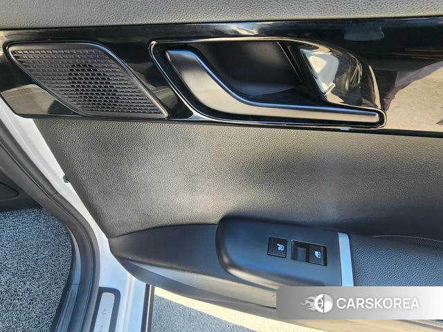 Hyundai Grandeur (GN7) 2023 Белый из Кореи, фото 2