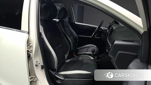 Kia Morning Urban (JA) 2022 Жемчужный цвет из Кореи, фото 2