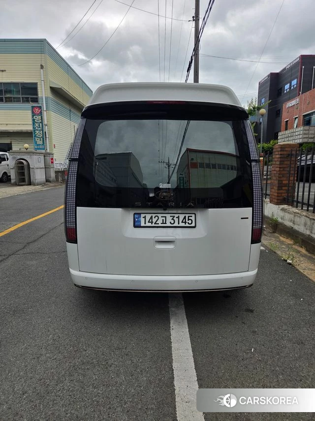 Hyundai Staria 2025 Белый из Кореи, фото 2