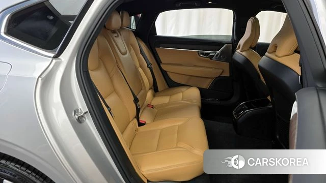 Volvo S90 2022 Серебряный из Кореи, фото 2