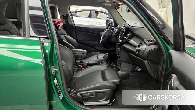 Mini Cooper 2020 Зеленый из Кореи, фото 2